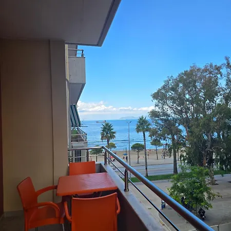 Beachfront 3 By Office Apartmán