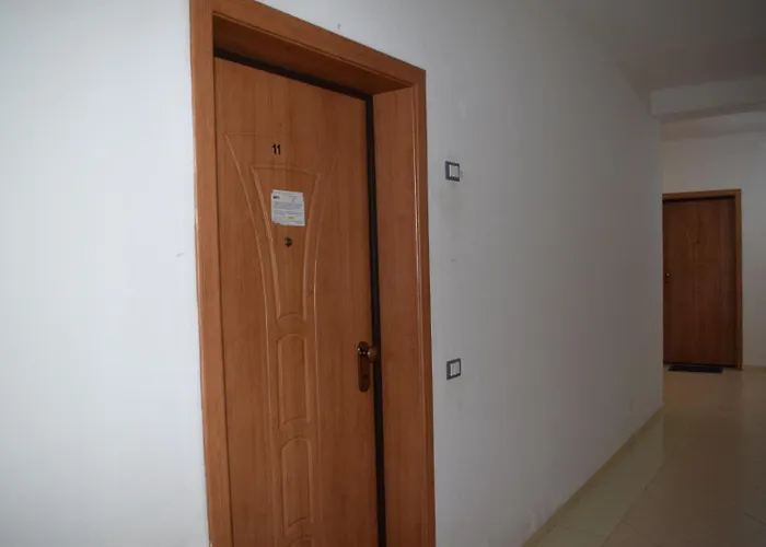 Beachfront 3 By Office Apartment *